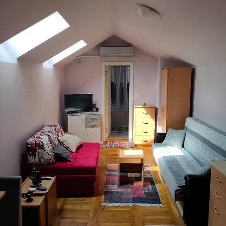 Renata Apartment